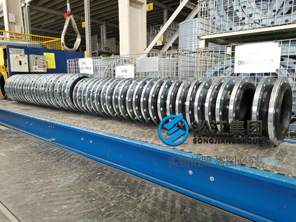 美標150法蘭橡膠軟連接